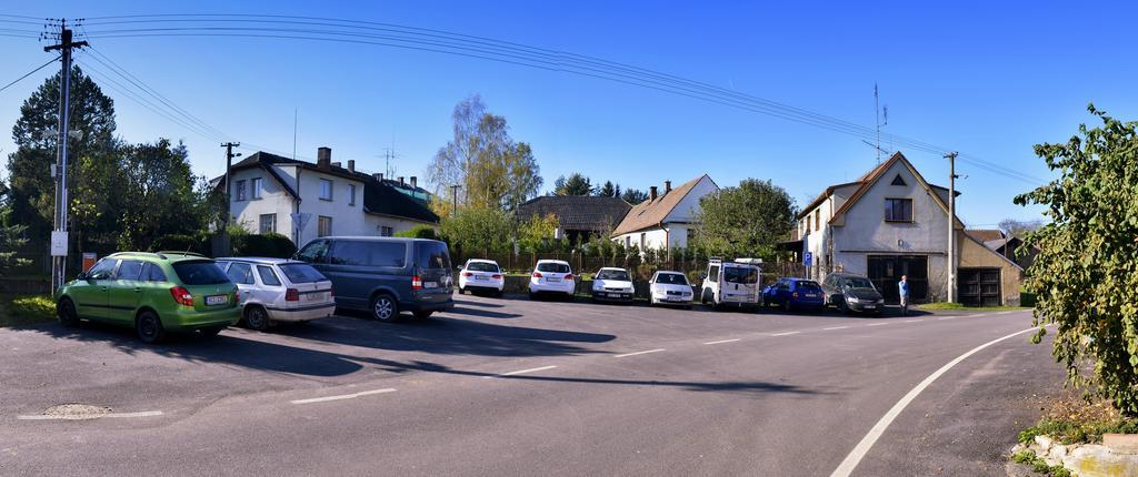 Penzion Na Pastousce Malsice Exteriör bild
